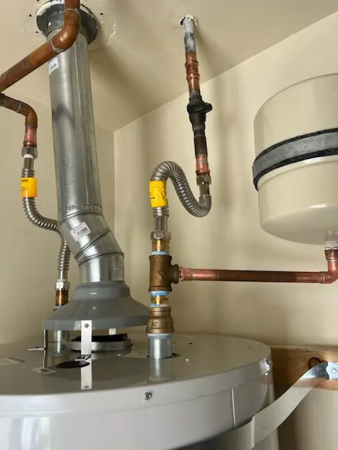 Water heater installation and plumbing repair in Hockinson
